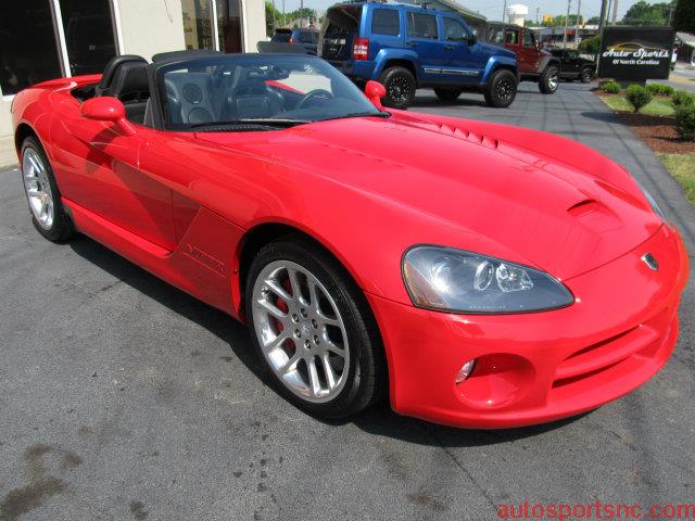 Dodge Viper 2004 photo 5