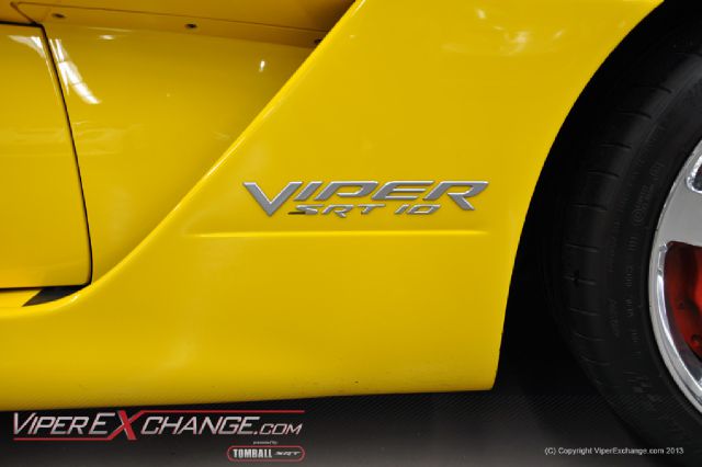 Dodge Viper 2006 photo 1