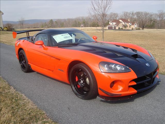 Dodge Viper EX-L Sedan AT With Navigation Coupe