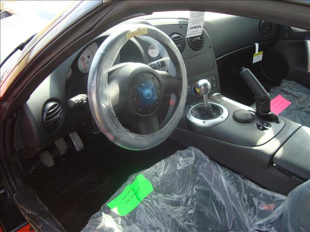 Dodge Viper 2008 photo 2