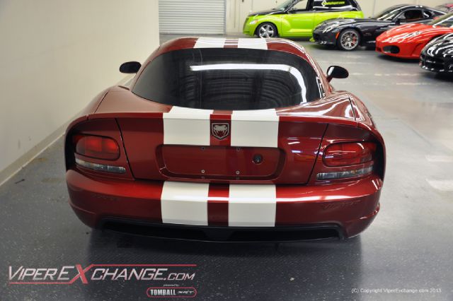 Dodge Viper 2008 photo 2