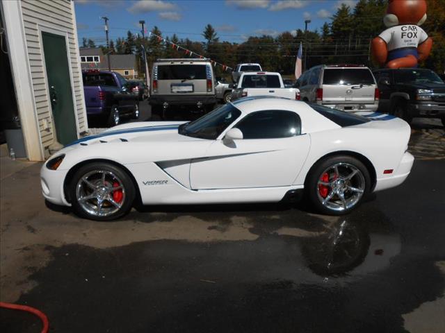 Dodge Viper 2009 photo 1