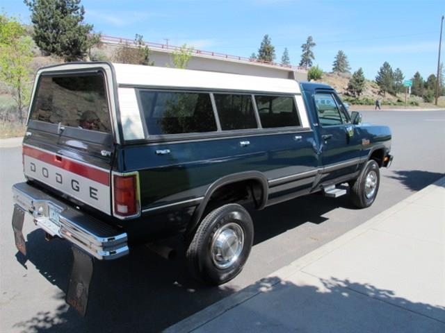 Dodge W250 Pickup 1993 photo 4