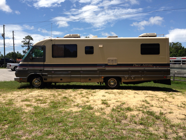 Fleetwood PACE ARROW 1989 photo 3