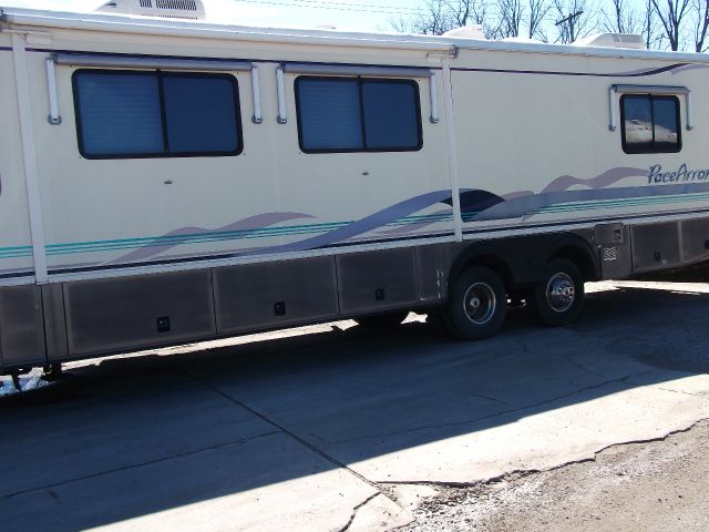 Fleetwood PACE ARROW 1997 photo 6