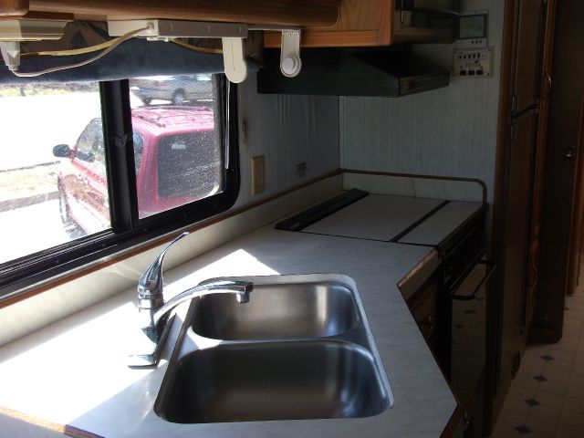 Fleetwood PACE ARROW 1997 photo 8