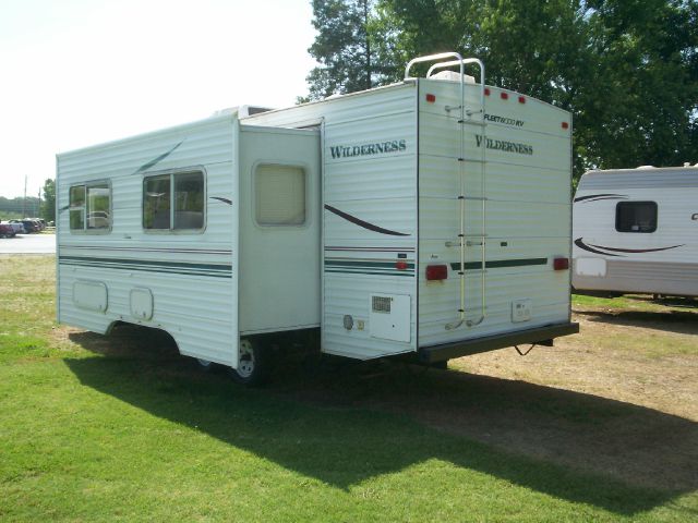 Fleetwood WILDERNESS 2001 photo 1