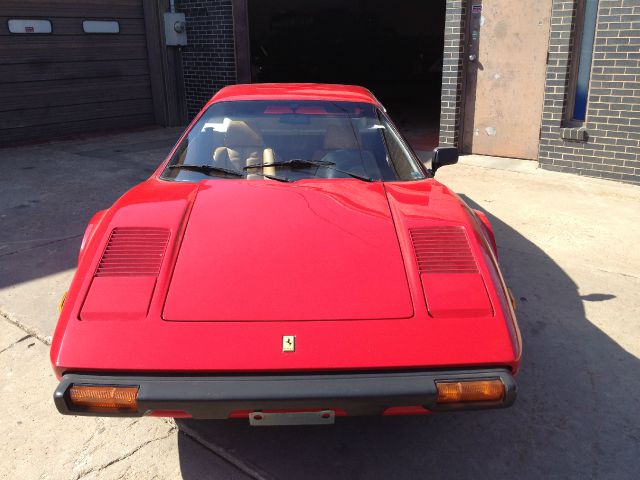 Ferrari 308 GTS 1979 photo 2