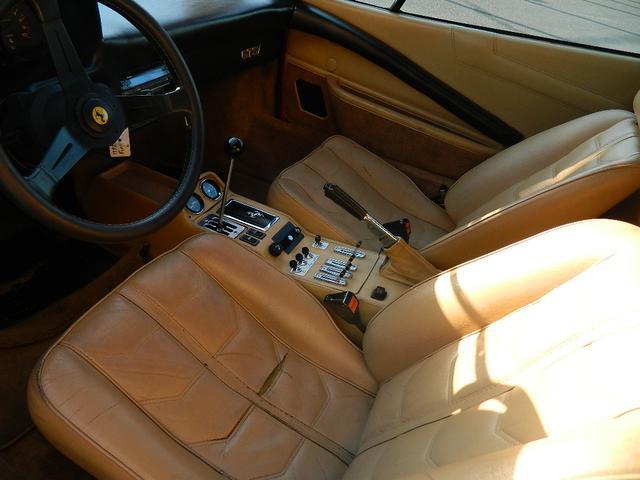 Ferrari 308 GTSI 1982 photo 2