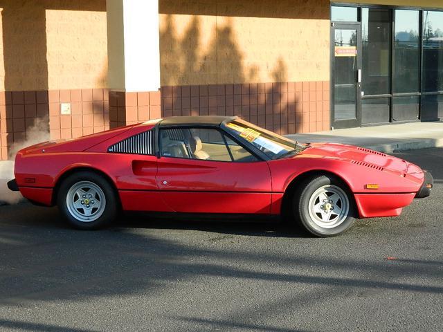 Ferrari 308 GTSI 1982 photo 4