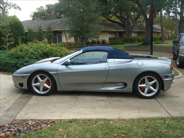 Ferrari 360 Spider 2001 photo 1