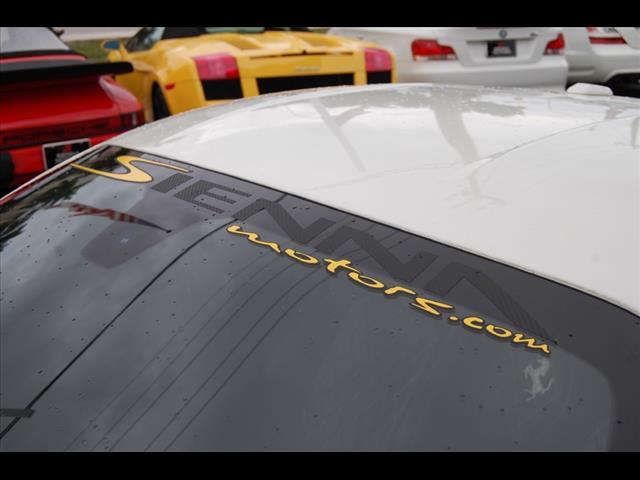 Ferrari 458 Italia 2012 photo 2