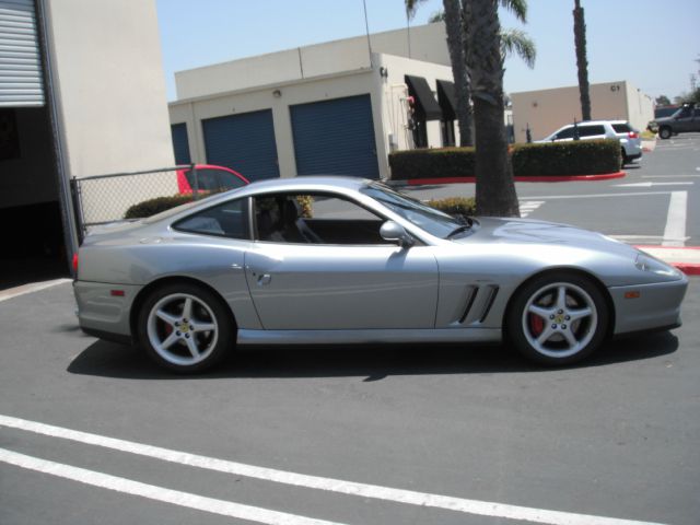 Ferrari 550 Maranello 2000 photo 4