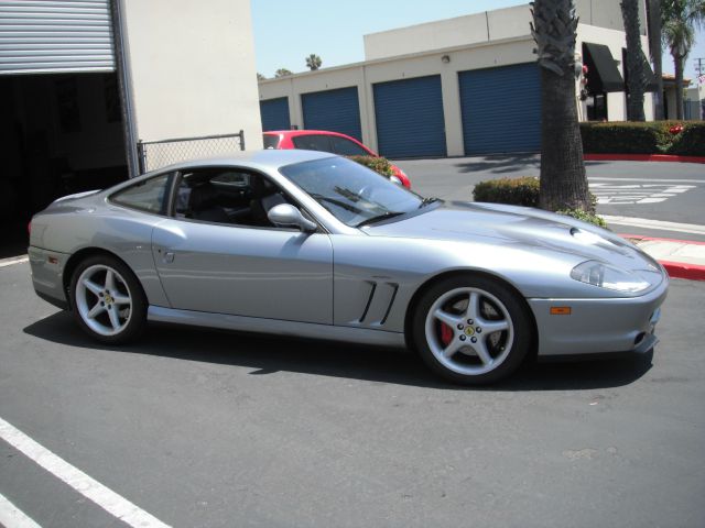 Ferrari 550 Maranello 2000 photo 5
