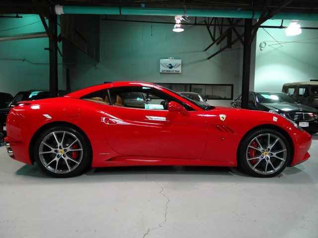 Ferrari California 2010 photo 10