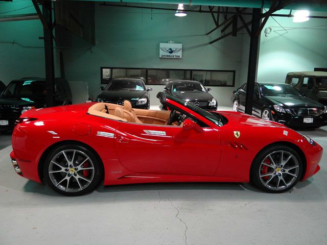 Ferrari California 2010 photo 41