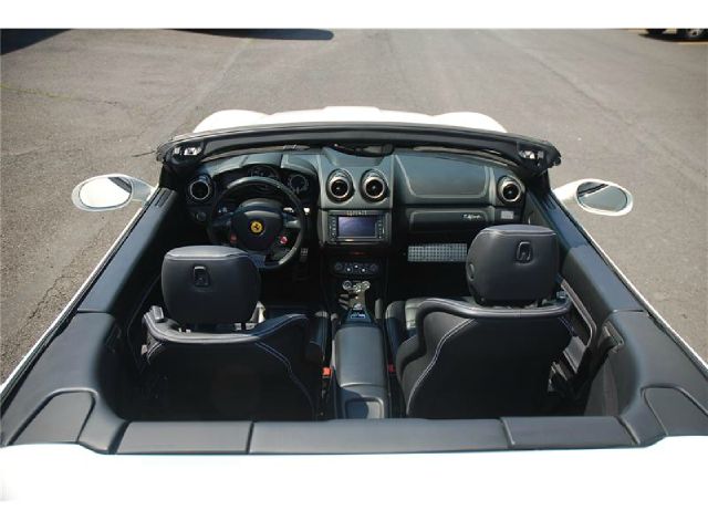 Ferrari California 2010 photo 21