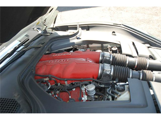 Ferrari California 2010 photo 23