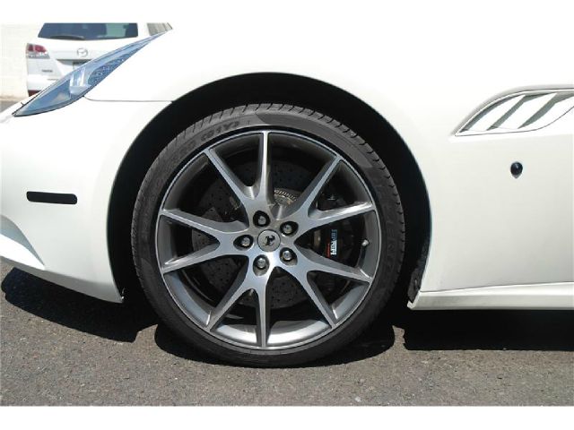 Ferrari California 2010 photo 25