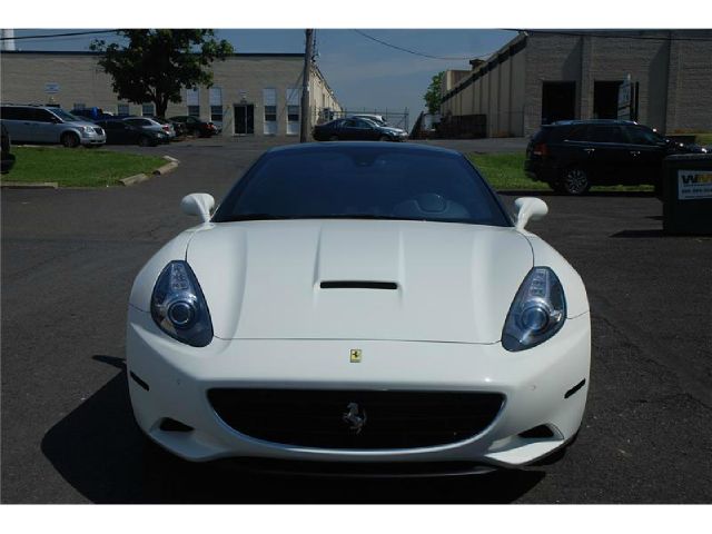 Ferrari California 2010 photo 27
