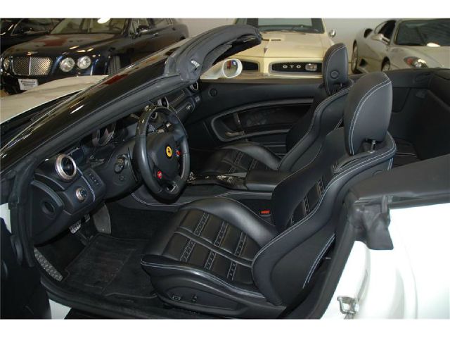 Ferrari California 2010 photo 6