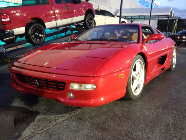 Ferrari F355 1998 photo 4