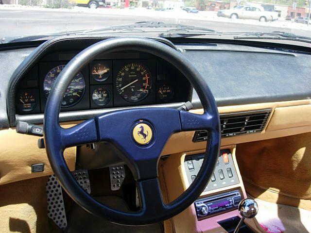 Ferrari Mondial T 1989 photo 0