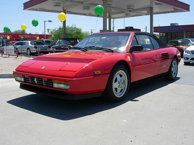 Ferrari Mondial T 1989 photo 3