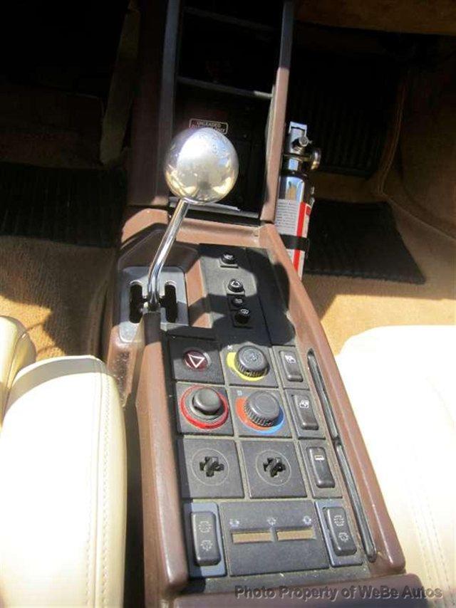 Ferrari Testarossa 1986 photo 3