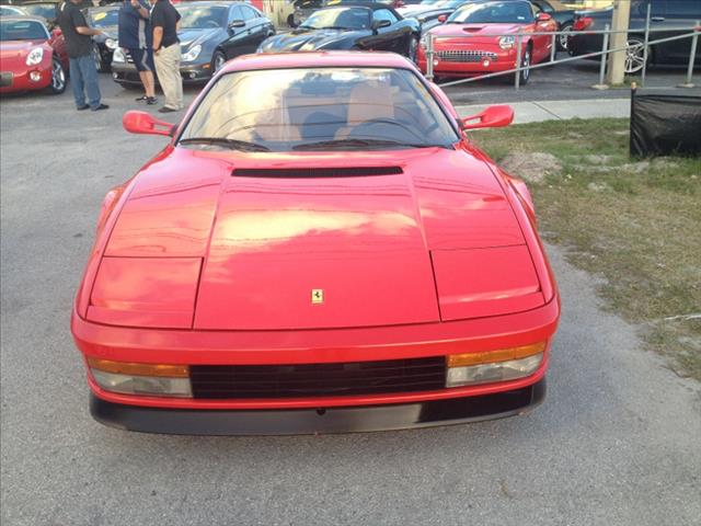 Ferrari Testarossa 1988 photo 3