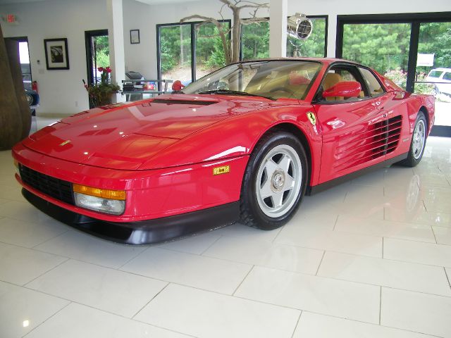 Ferrari Testarossa 1988 photo 4