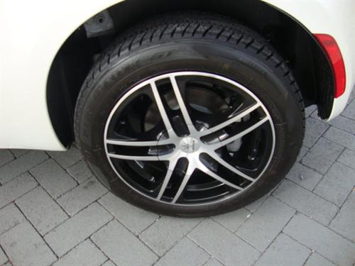 Fiat 500 Luxury Package 3.6L V6 RWD Other