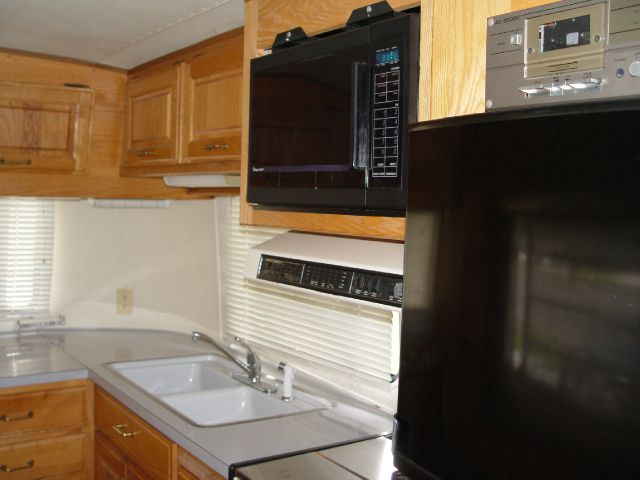 Fleetwood Avion 1990 photo 23