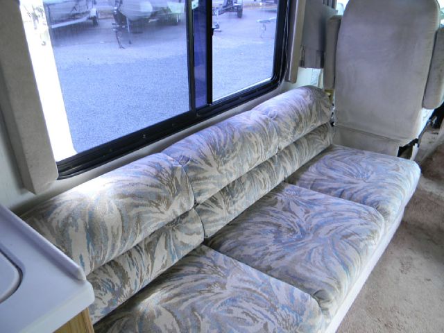 Fleetwood Coronado Motorhome 28 1993 photo 2