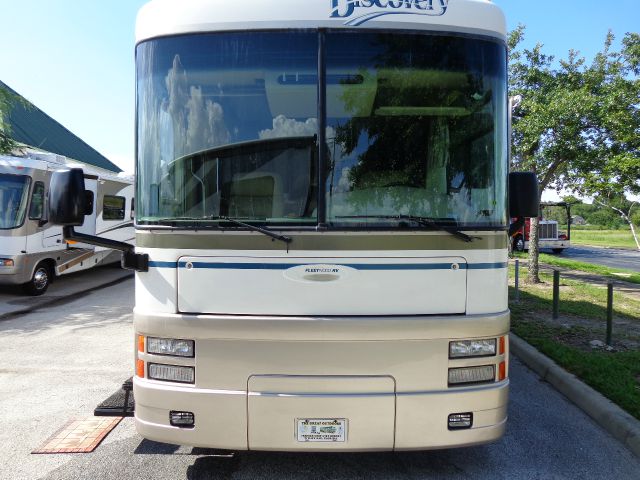 Fleetwood Discovery 36T 2000 photo 4