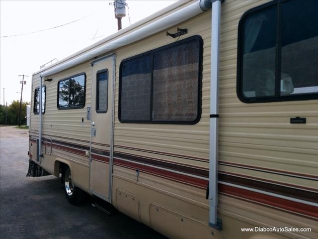 Fleetwood PACE ARROW 1984 photo 4