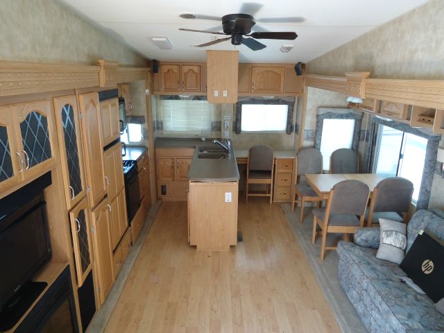 Fleetwood Regal 2007 photo 1