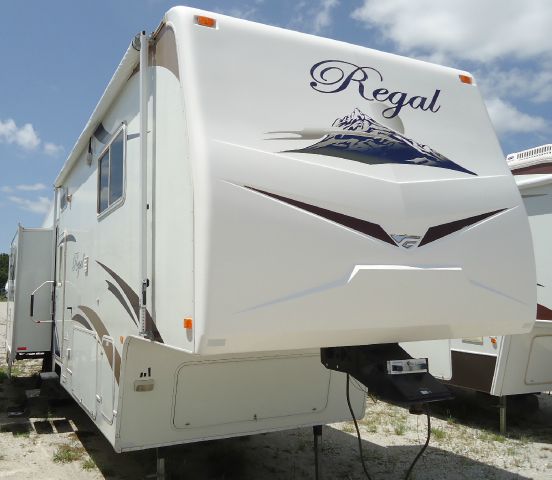 Fleetwood Regal 2007 photo 3