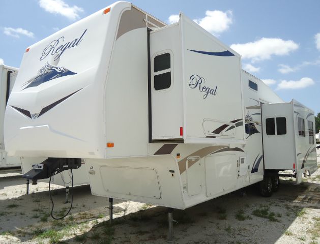 Fleetwood Regal 2007 photo 4