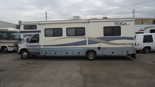 Fleetwood Tioga SL 1998 photo 1