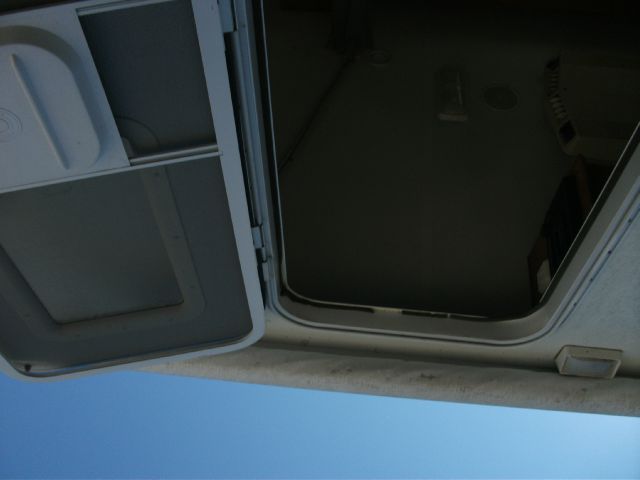 Fleetwood Wilderness UltraLite 2000 photo 1