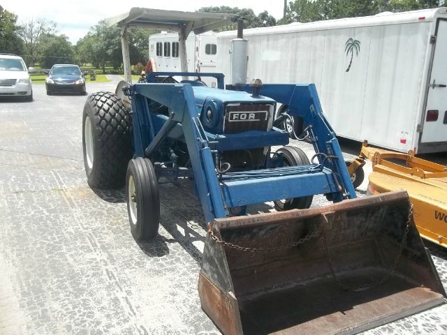 Ford 3600 1900 photo 1