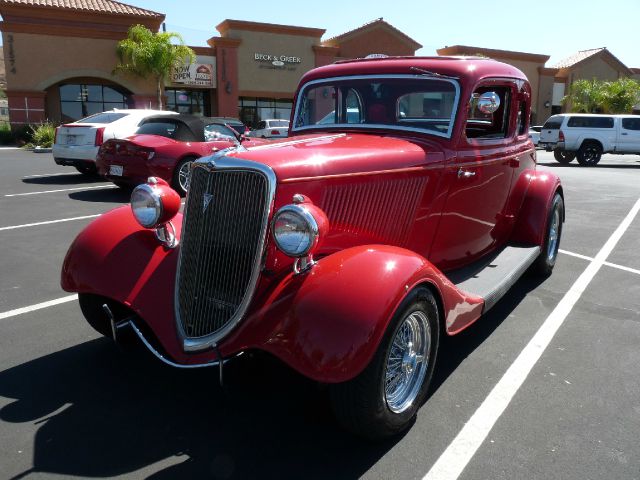 Ford 5 Window Coupe 1934 photo 4