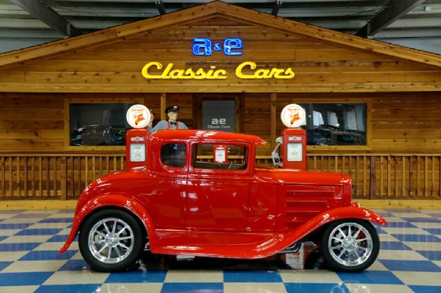 Ford 5 Window Coupe 1931 photo 2