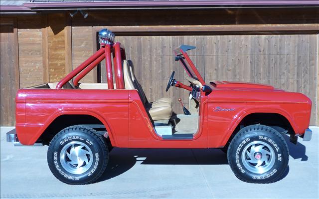 Ford Bronco 1966 photo 2