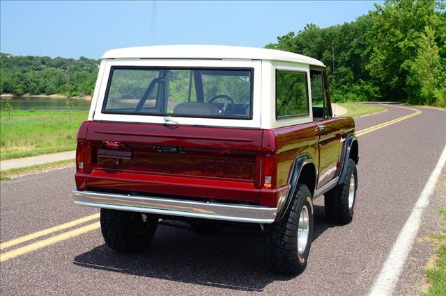 Ford Bronco 1969 photo 4