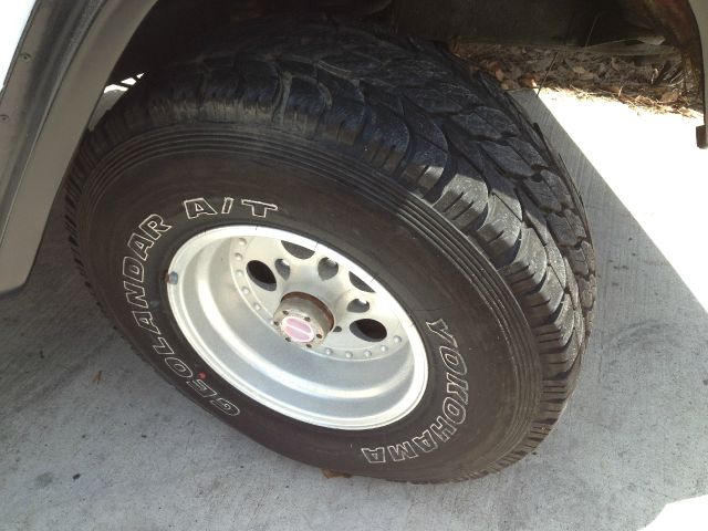 Ford Bronco 1970 photo 3