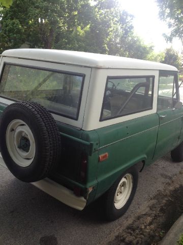 Ford Bronco 1970 photo 1