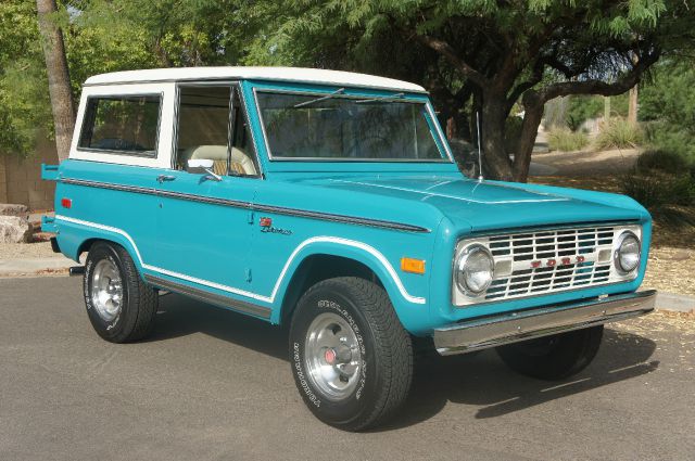 Ford Bronco 1971 photo 2