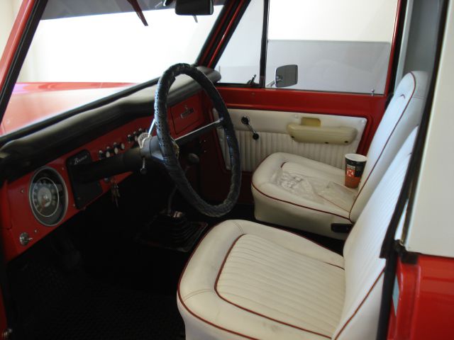Ford Bronco 1973 photo 11